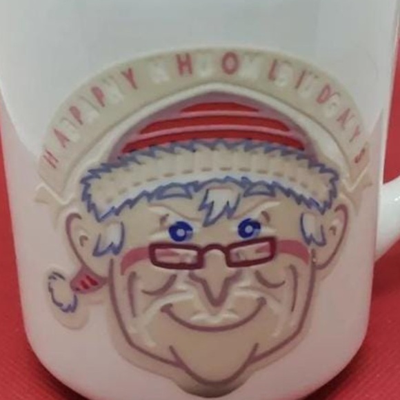 Denny’s Color changing Scrooge mug. Bah Humbug to Happy Holidays! - Picture 5 of 9